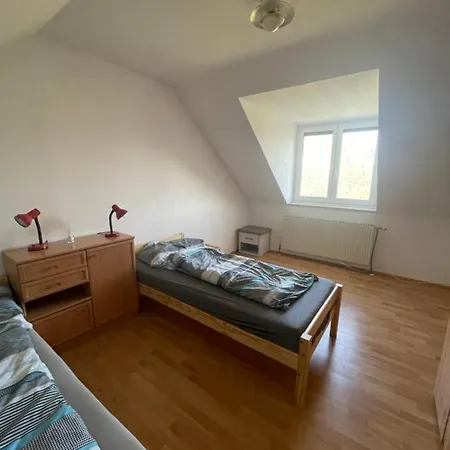 Mariengestuet Am Kreuzberg *