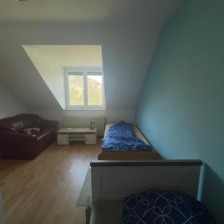 Mariengestuet Am Kreuzberg *